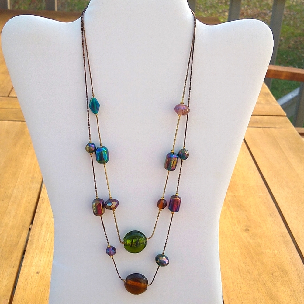Vintage jewelry chain with glass beads
